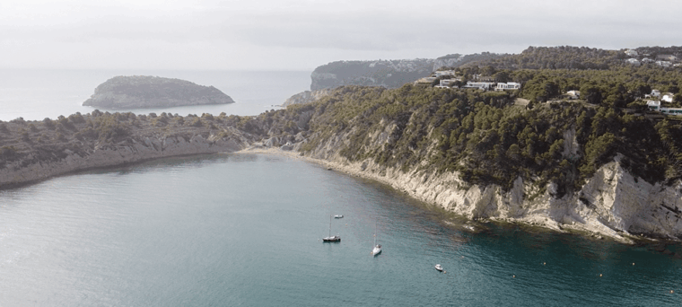 Private Boat Route With Wine,Ibérico Gourmet All Incld 3hour - Boat Specifications and Inclusions