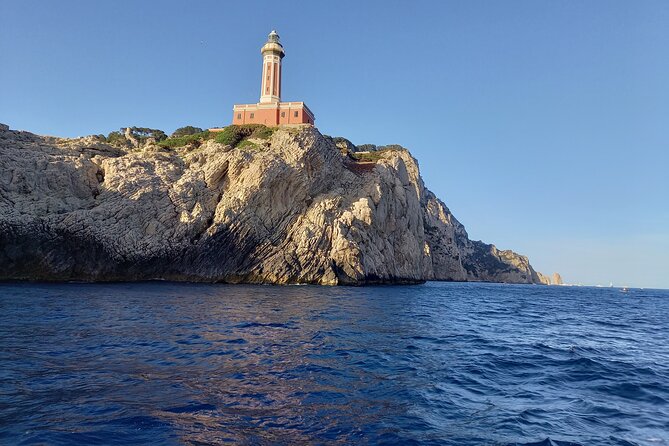 Private Boat Tour: Admire The Coast Of Capri 2 Hours - Inclusions and Services Provided