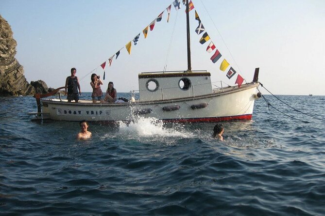 Private Boat Tour Along the Cinque Terre - Frequently Asked Questions
