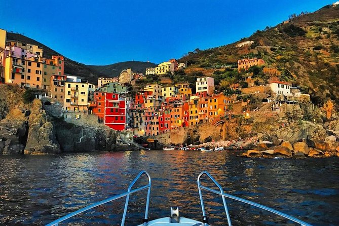 Private Boat Tour Along the Cinque Terre - The Sum Up
