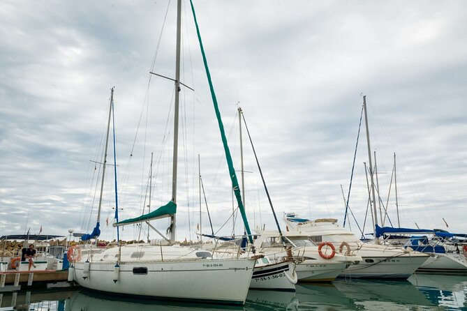 Private Boat Tour Along the Coast of Valencia - Infants and Group Participation
