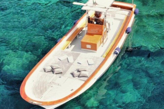 Private Boat Tour Around Capri With Classy Gozzo - Boat Tour Highlights