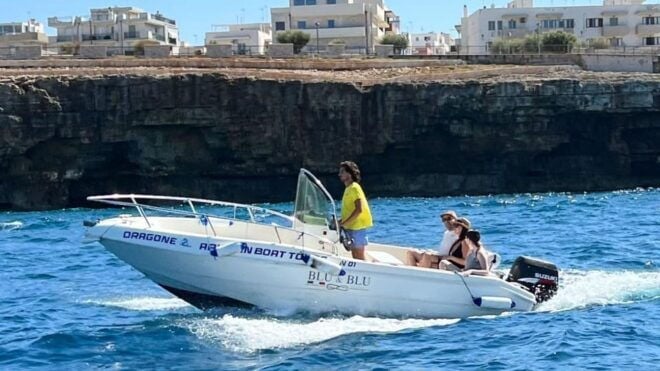 PRIVATE BOAT TOUR BETWEEN MONOPOLI AND POLIGNANO A MARE - Itinerary and Notable Sites