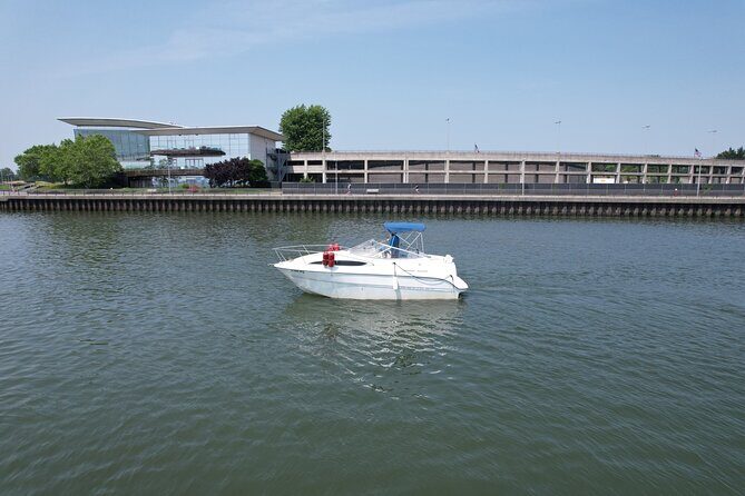 Private Boat Tour Hudson River - The Experience: What to Expect from the Private Hudson River Tour