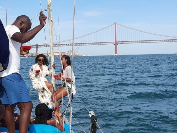 Private Boat Tour in Lisbon: With Welcome Drink and Music. - Why SailingTagus?