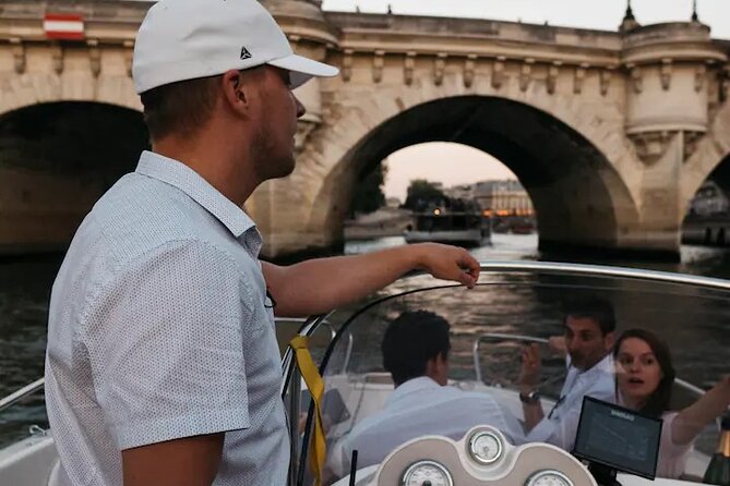 Private Boat Tour in Paris With Your Own Captain/Guide - Inclusions