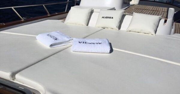 Private Boat Tour of Capri With Prosecco E Snacks - Frequently Asked Questions