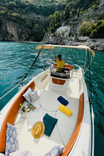 Private Boat Tour of the Island of Capri - Experience Highlights