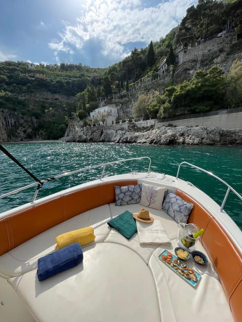 Private Boat Tour of the Island of Capri - Booking Information