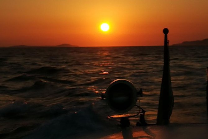 Private Boat Tour of the Island of Capri - Stunning Landscapes and Crystal-clear Waters