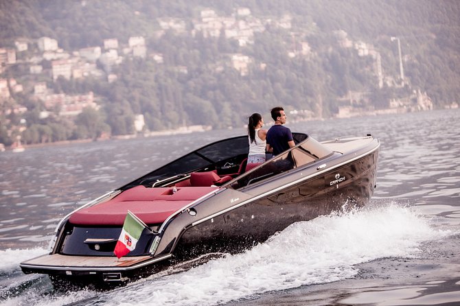 Private Boat Tour on the Lake Como - Villa and Town Sightseeing