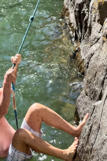 PRIVATE BOAT TOUR | SNORKEL | HIKE TO QUIMIXTOS WATERFALL - Tour Features
