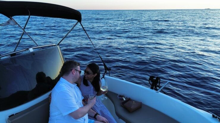 Private Boat Tour Tailor-Made 6h-All Inclusive - Good To Know