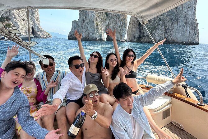 Private boat tour to Capri and Blue Grotto on Gozzo 32 ft - Relaxing & Exploring on Capri Island