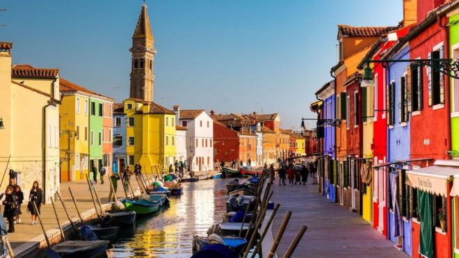Private Boat Tour to Murano, Burano With Local Real Guide - Experience Highlights