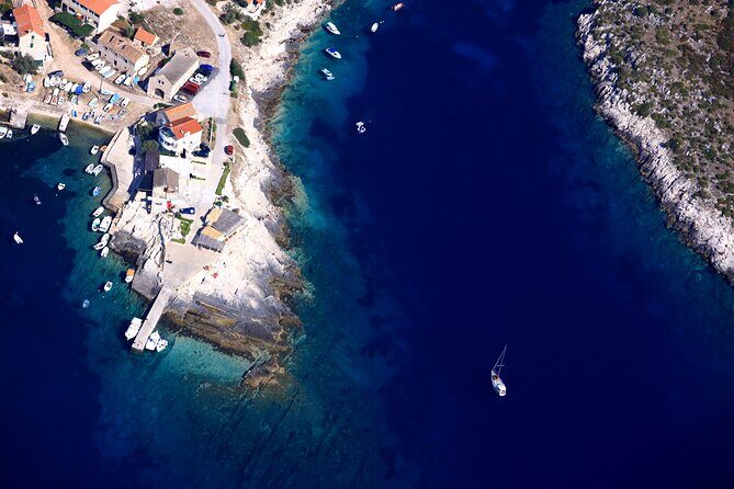 Private boat tour to the Blue Cave and Vis highlights - FAQ