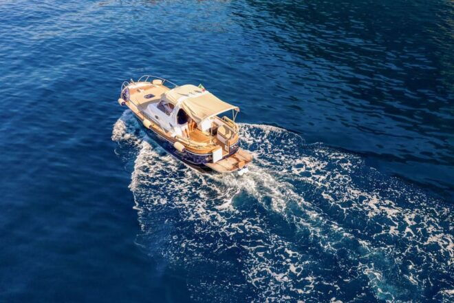 Private Boat Tour to the Gates of the Cinque Terre (FD) - Prohibited Items