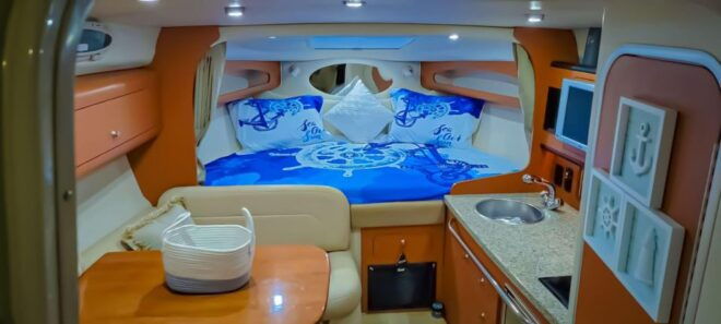 Private Boat Tours in Beautiful Bay Side Miami 29' Chaparral - Gift Option