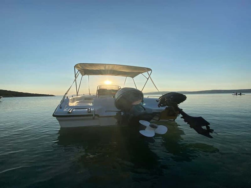 Private boat trip Diaporos or Ammouliani with electric van - Who Will Love This Tour?