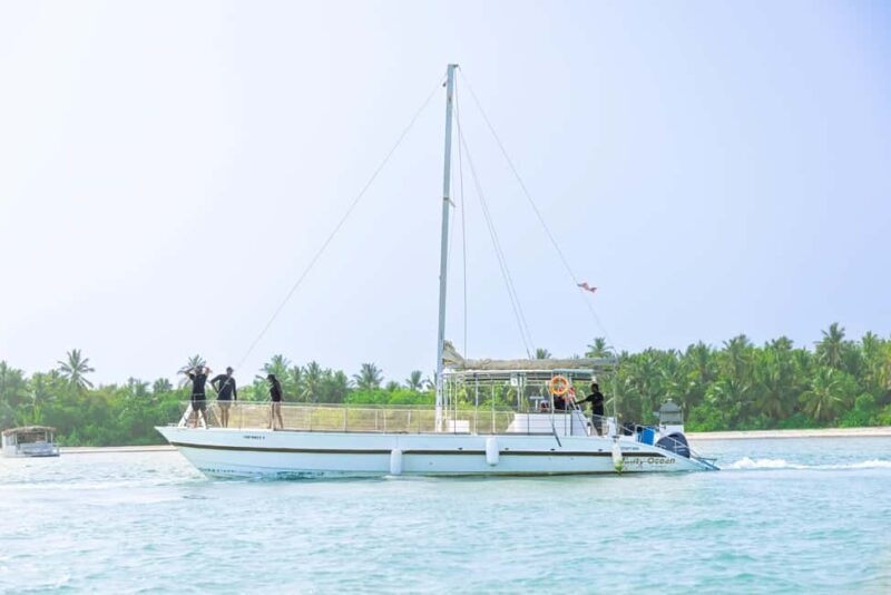 Private Boat Trip in Punta Cana with cocktails included - Detailed Breakdown of the Itinerary