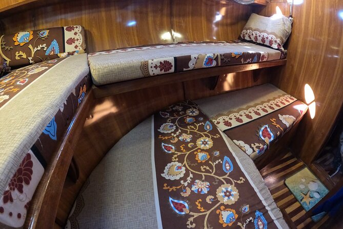 Private Boat Trip up to 8 Pax With Lunch & Transfer From Hurghada - Special Offer