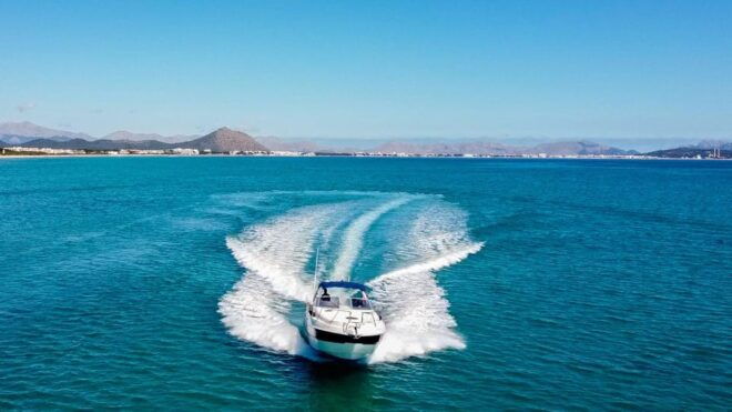 Private Boat Vip Trip - Boat Features and Amenities