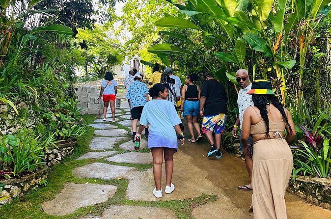 Private Bob Marley Mausoleum Guided Tour - FAQs