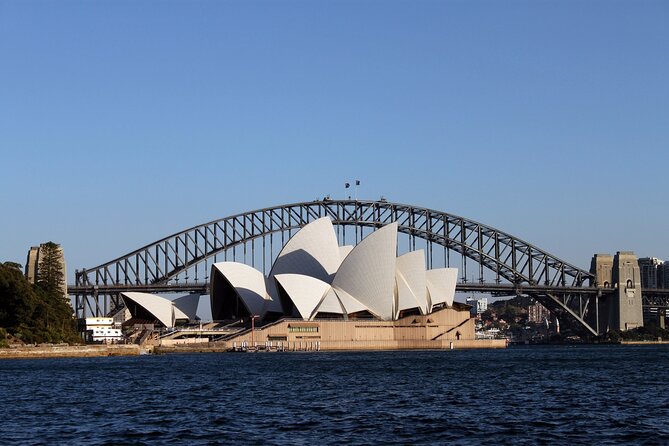 PRIVATE Bondi Beach, Opera House & Harbour Bridge and Sydney City - Opera House Exploration