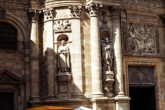 Private Bordeaux History Tour with a glass of Bordeaux wine. - FAQs