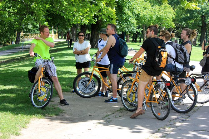 Private Budapest Bike Tour With Cafe Stop - Tour Experience