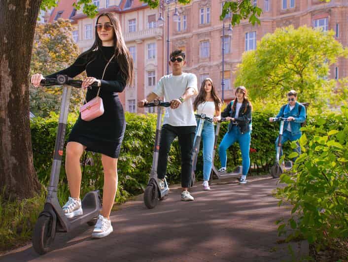 PRIVATE Budapest by Nights: GUIDED tour whit WINE tasting - The Sum Up