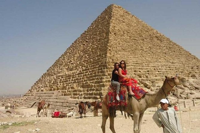 Private Cairo Layover Tour to Giza Pyramids and Sphinx With Lunch - Tour Highlights