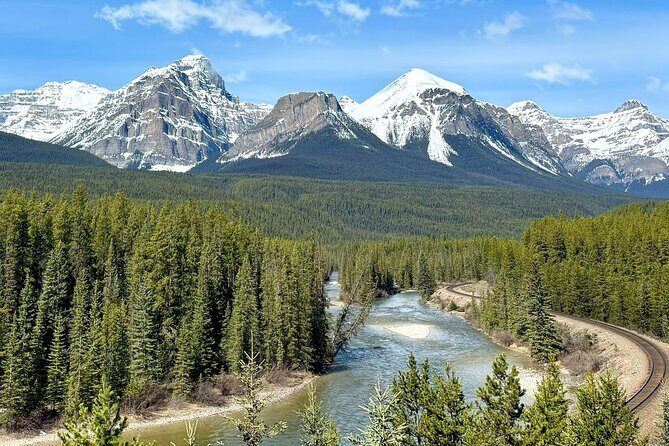 Private Calgary to Lake Louise and Moraine Lake Tour - The Experience in Detail