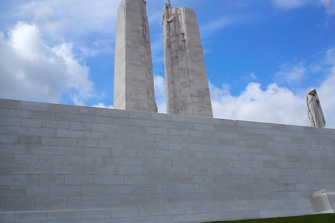 Private Canadian WW1 Vimy & Somme Battlefield Tour From Arras or Lille - Tour Highlights