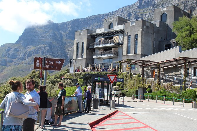 Private Cape Town City Tour Table Mountain Camps Bay Beach H/D - Review Example