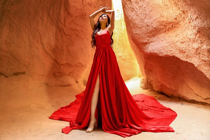 Private Cappdocia Photo Shoot and Sightseeing by Vintage Car - Goreme - Instant Access to Your Stunning Photos