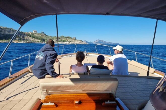 Private Capri Boat Tour From Sorrento - Description