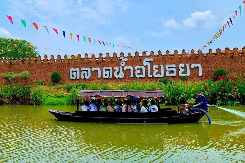 Private Car Charter Ancient Ayutthaya Full Day Tour - From Bangkok to Ayutthaya by private car