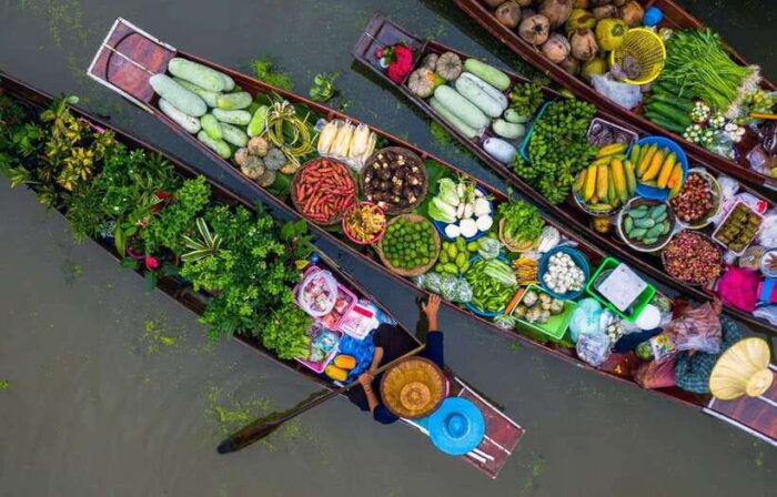 Private Car Floating Market: Damnoen Saduak + Amphawa + More - Lao Tuk Luck Floating Market