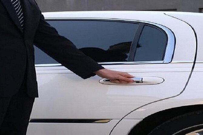 Private Car From Hoi an to Da Nang City for Sightseeing and Back - Common Questions