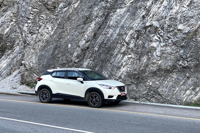 Private Car From Kathmandu to Bhaktapur - Meeting and Pickup