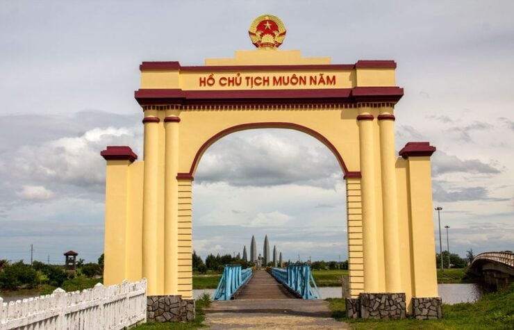 Private Car Hue To Phong Nha Sightseeing DMZ - La Vang Sanctuary Visit