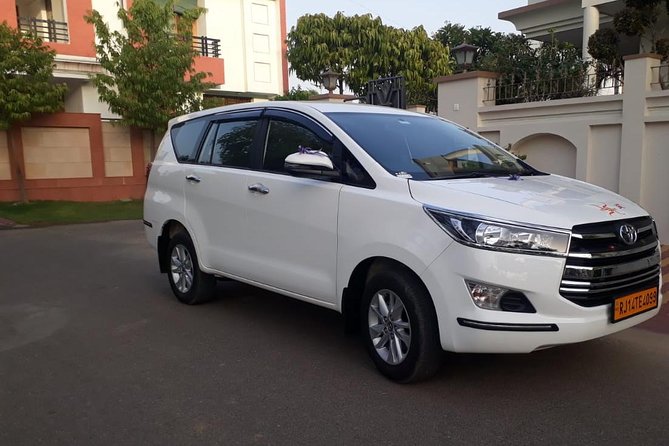 Private Car Jaipur to New Delhi - Pickup Information