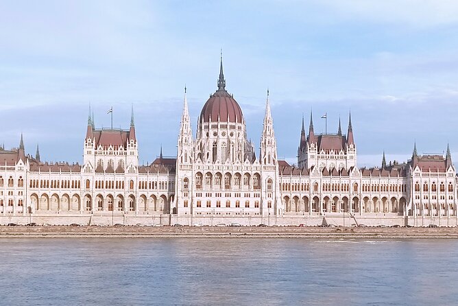 Private Car or Minivan Transfer From Budapest to Vienna or Back. - Cancellation Policy