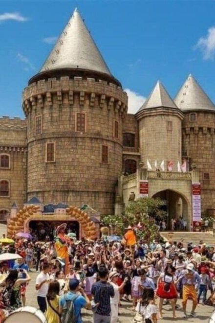 Private Car To BaNa Hills-Golden Bridge From Hoi An/Da Nang - Attractions at Ba Na Hills