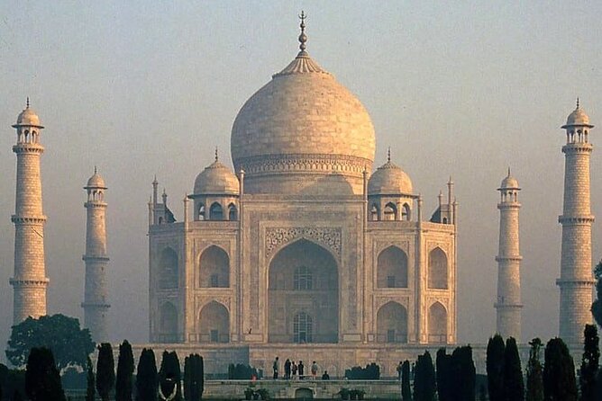 Private Car Tour of Taj Mahal and Agra Fort From Delhi - Logistics