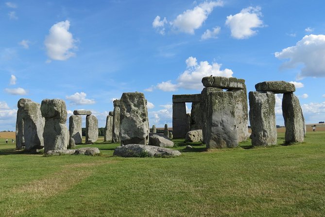Private Car Tour. Stonehenge Salisbury Cathedral & Magna Carta. - Tour Highlights