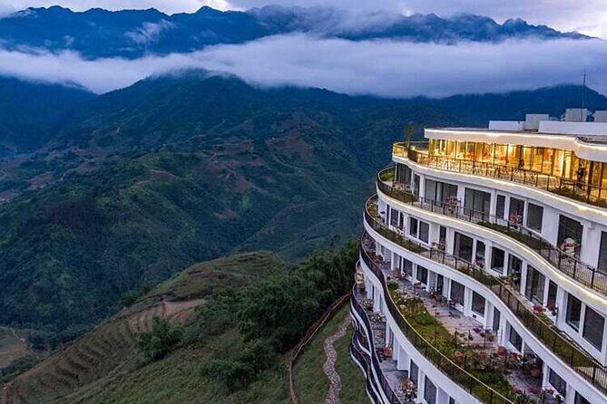 Private Car Tour to Lonely Tree, Heavens Gate and Glass Bridge - Who Will Love This Tour?