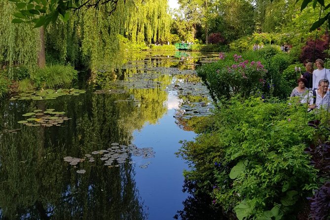 Private Car Trip to Giverny Garden From Paris - Check Availability