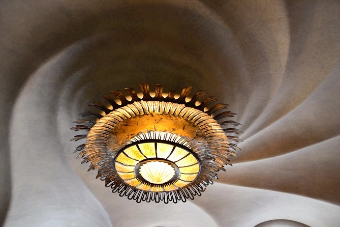 Private Casa Batlló & La Pedrera Tour Chocolate Tasting - Tour Details